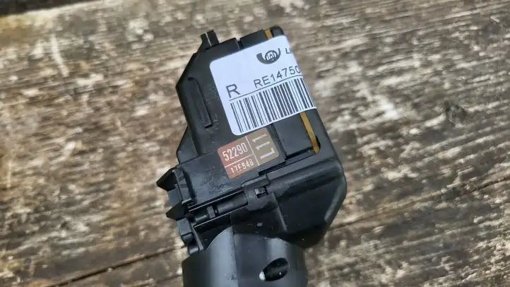 Toyota Prius+ (ZVW40) (2011 - 2018) 5229017F848 Переключатель стеклоочистителей — фото 7