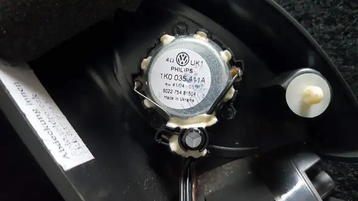 Volkswagen Golf V (2003 - 2009) 1K0035411A Твитер передней двери — фото 3
