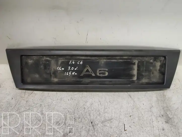 Audi A6 S6 C6 4F (2004 - 2008) 4F0807285 Рамка номера — фото 1