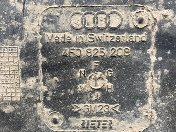 Audi A6 S6 C6 4F (2008 - 2011) 4F0825208 Боковая защита днища — фото 4
