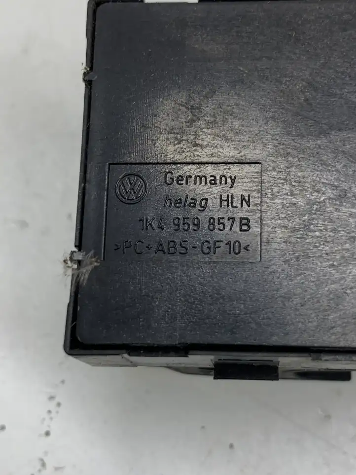 Volkswagen Tiguan (2007 - 2011) 1K4959857B Блок кнопок стеклоподъемников — фото 3