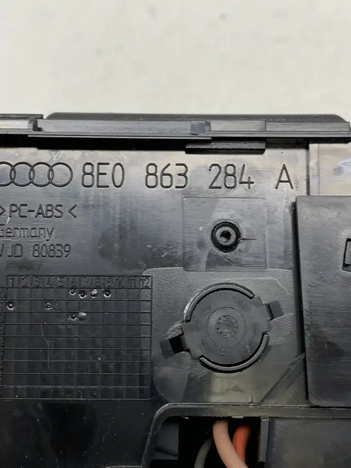 Audi A4 S4 B6 8E 8H (2000 - 2006) 8E0919721 Мултифункционный включатель управления / ручка — фото 2