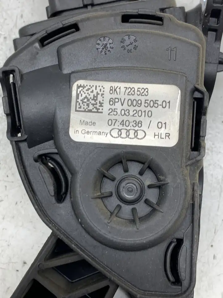 Audi A6 S6 C6 4F (2008 - 2011) 8K1723523 Педаль акселератора — фото 2