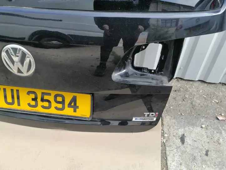 Volkswagen Touran II (2010 - 2016) Крышка багажника — фото 12