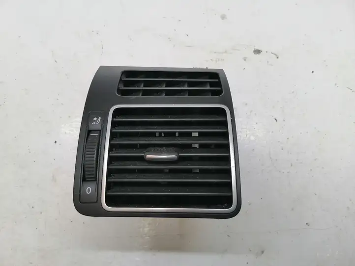 Volkswagen Touran II (2010 - 2016) 1T0819704E Боковой воздушный дефлектор — фото 1