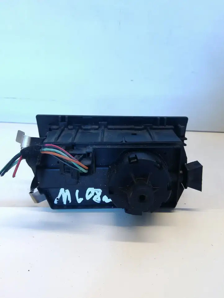 Mercedes-Benz ML W164 (2005 - 2011) A1645450304 Включатель фонарей — фото 3