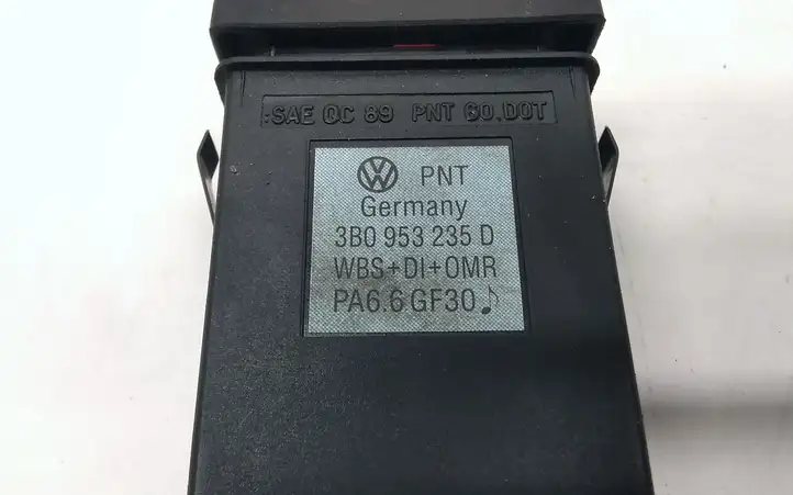 Volkswagen PASSAT B5.5 (2001 - 2005) 3B0953235D Включатель аварийных фонарей — фото 3