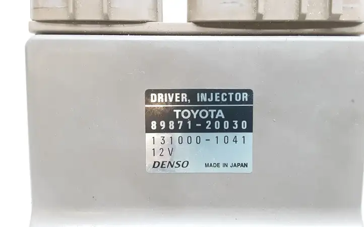 Toyota RAV 4 (XA20) (2000 - 2005) 8987120030 Блок управления форсунками — фото 2