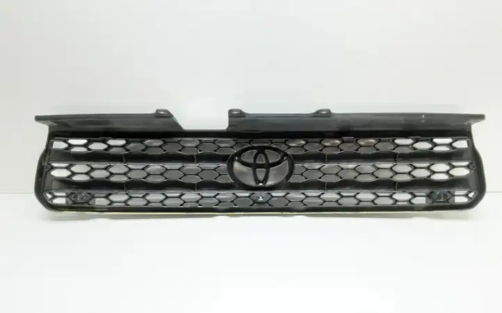 Toyota RAV 4 (XA20) (2000 - 2005) 5311142070 Верхняя решетка радиатора — фото 2