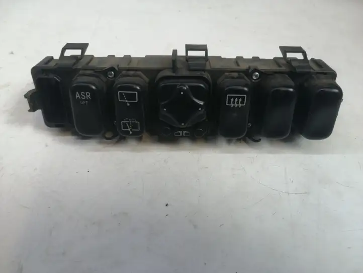 Mercedes-Benz Vaneo W414 (2001 - 2005) 1688203610 Включатель зеркал — фото 1