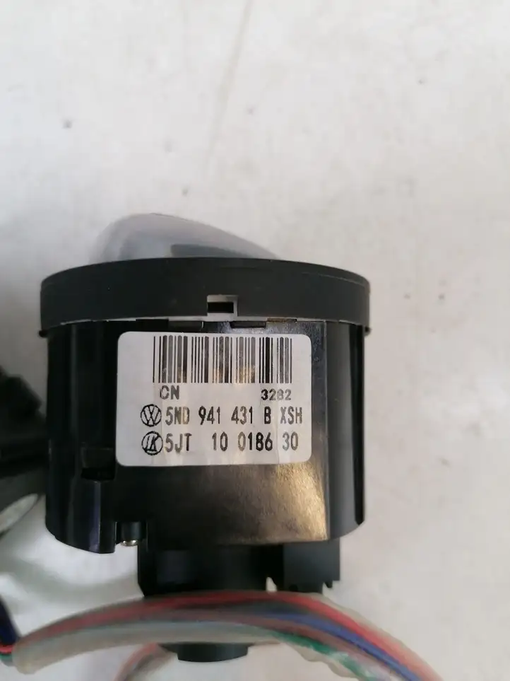 Volkswagen PASSAT B6 (2005 - 2010) 5ND941431BXSH Включатель фонарей — фото 2