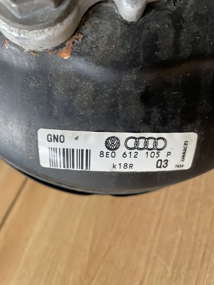 Audi A4 S4 B7 8E 8H (2004 - 2009) Вакуумный усилитель тормозов — фото 2