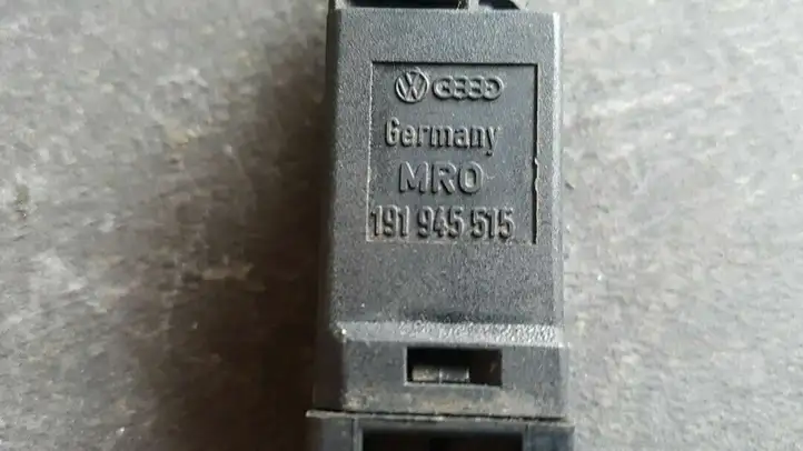 Volkswagen Golf V (2003 - 2009) 191945515 Датчик педали тормоза — фото 4