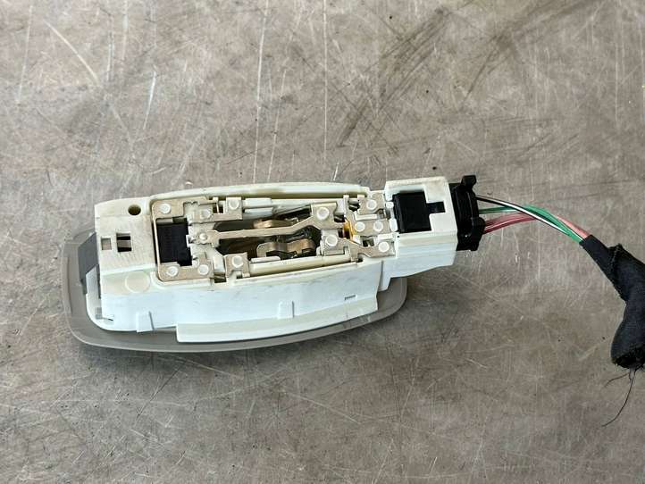 Renault Kadjar (2015 - 2018)  264304513R Другой фонарь салона