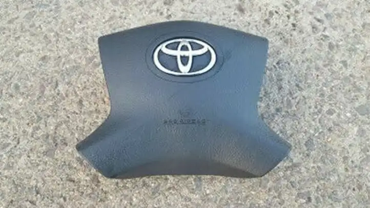 Toyota Avensis T250 (2006 - 2009) 4513005112A Подушка безопасности руля — фото 1