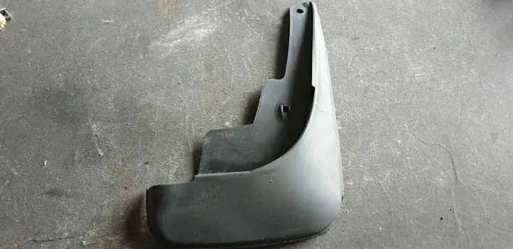 Toyota Avensis T250 (2006 - 2009) PZ416T09080Q Задний брызговик — фото 1