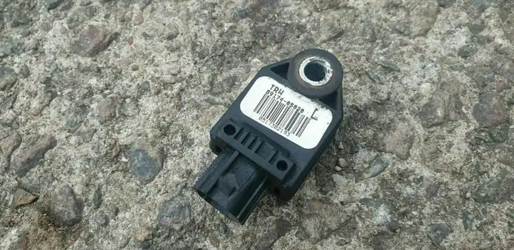 Toyota Avensis T250 (2006 - 2009) 8917405020L Датчик удара SRS — фото 1