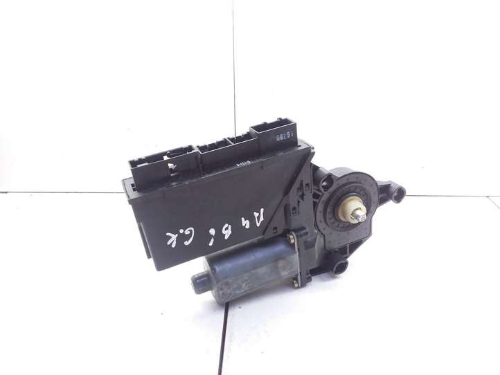 Audi A4 (2000 - 2006)  8E0959801A Механизм подъема окон задней двери