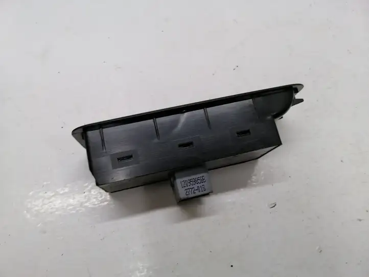 Skoda Octavia Mk2 (1Z) (2004 - 2013) 1Z0959858B Блок кнопок стеклоподъемников — фото 2