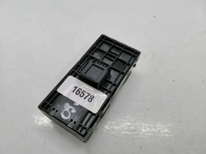 Audi A3/S3 8P (2008 - 2013) 4F0959851F Блок кнопок стеклоподъемников — фото 4