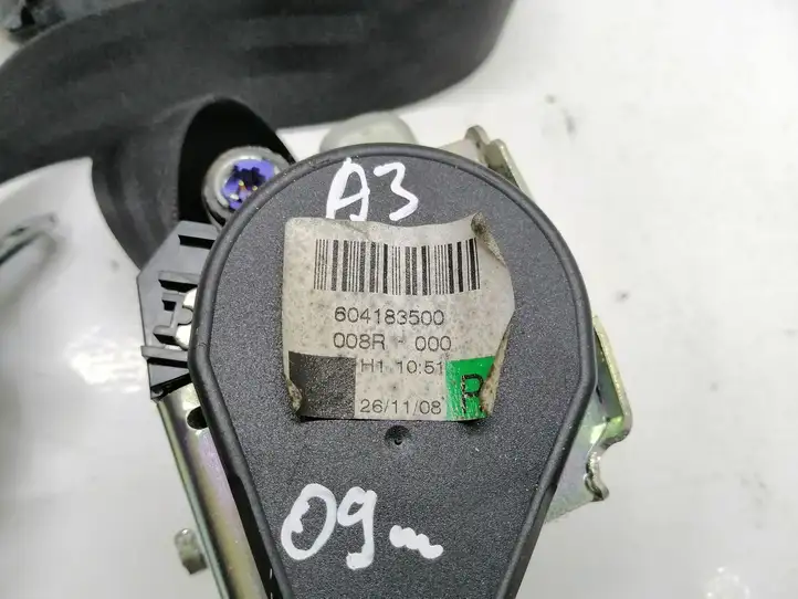 Audi A3/S3 8P (2008 - 2013) 604183500 Передний ремень безопасности — фото 4