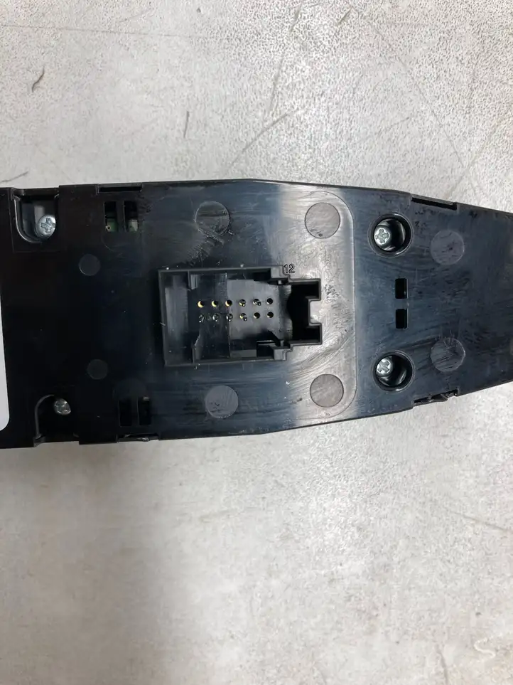 BMW 3 F30 F35 F31 (2012 - 2018) 9208111 Блок кнопок стеклоподъемников — фото 3