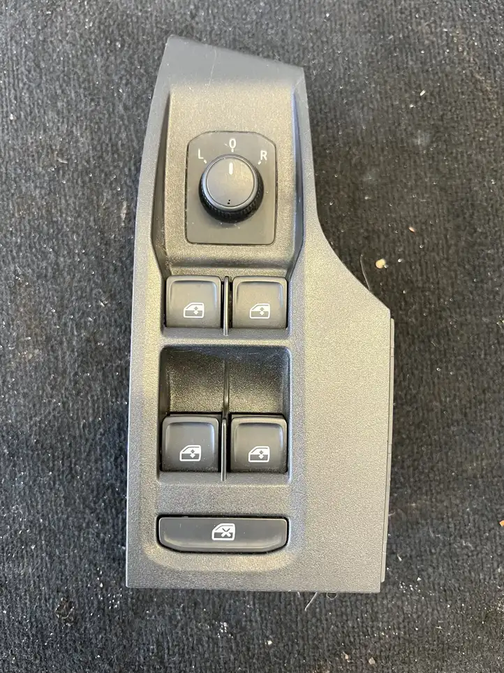 Seat Ibiza V (KJ) (2017 - ) 5G0959857F Блок кнопок стеклоподъемников — фото 1