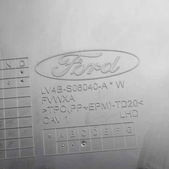 Ford Kuga III (2020 - ) LV4BS06040A Вещевой ящик — фото 7