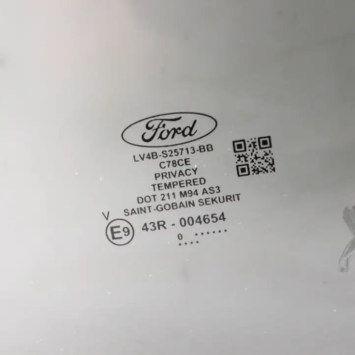Ford Kuga III (2020 - ) LV4BS25713BB Стекло задней двери — фото 2