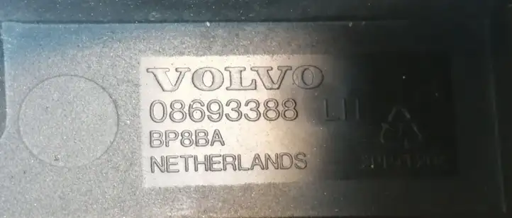 Volvo S60 (2004 - 2010) 08693388 Кронштейн заднего бампера — фото 2