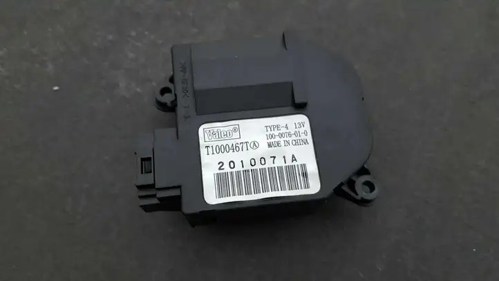 Peugeot 308 (2007 - 2013) T1000467t Двигатель задвижки потока воздуха — фото 1