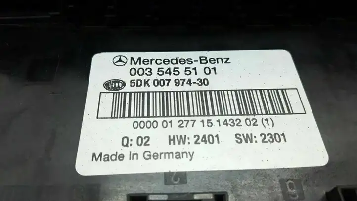 Mercedes-Benz C W203 (2000 - 2007) 0035455101 Блок предохранителей — фото 4