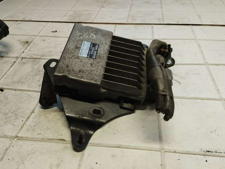 Lexus IS 220 (2005 - 2010)  8987120070 Блок управления топливных форсунок