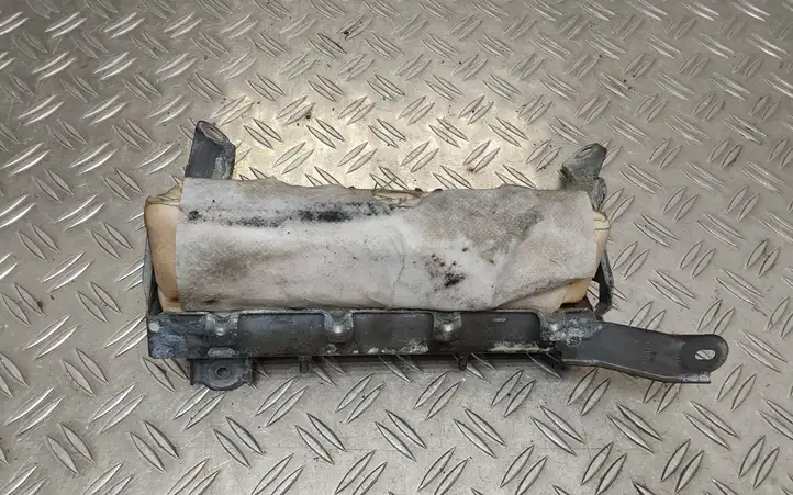 Toyota RAV 4 (XA40) (2012 - 2018) Коленная подушка безопасности — фото 1
