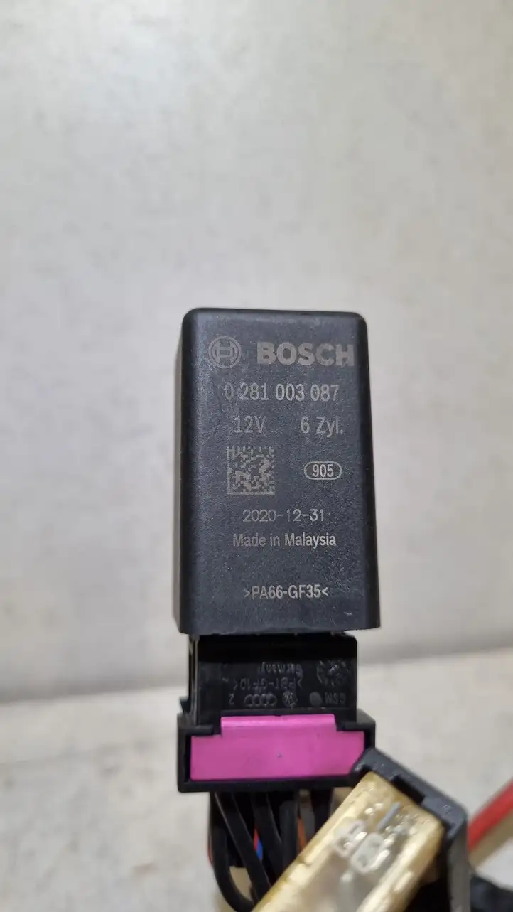Audi A6 S6 C6 4F (2004 - 2008) 0281003087 Реле накала свечей — фото 2