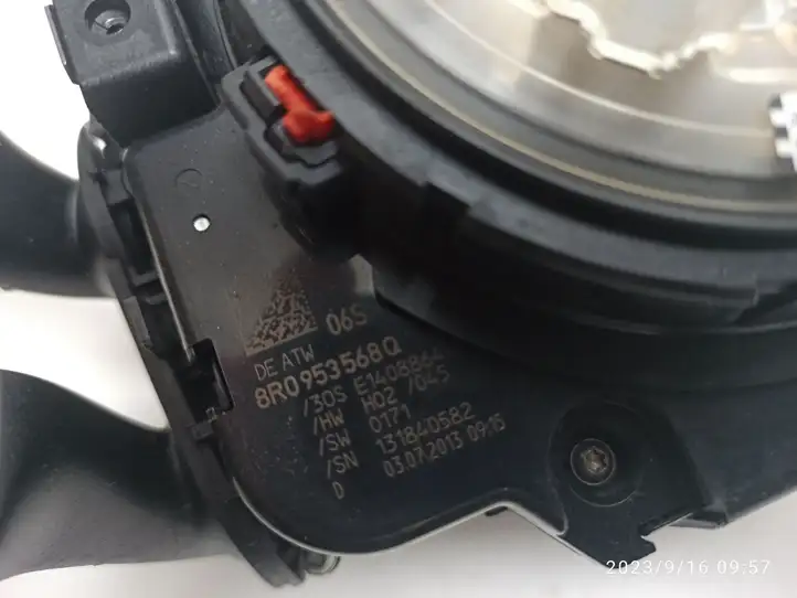 Audi A4 S4 B8 8K (2011 - 2015) Блок подрулевых переключателей — фото 5