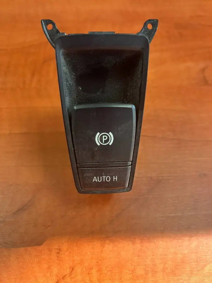 BMW X5 E70 (2006 - 2013) 9148508 Кнопка ручного тормоза — фото 1