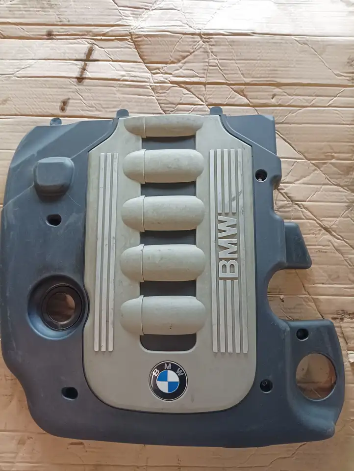 BMW X3 E83 (2003 - 2010) 11147796091 Крышка двигателя декоративная — фото 1