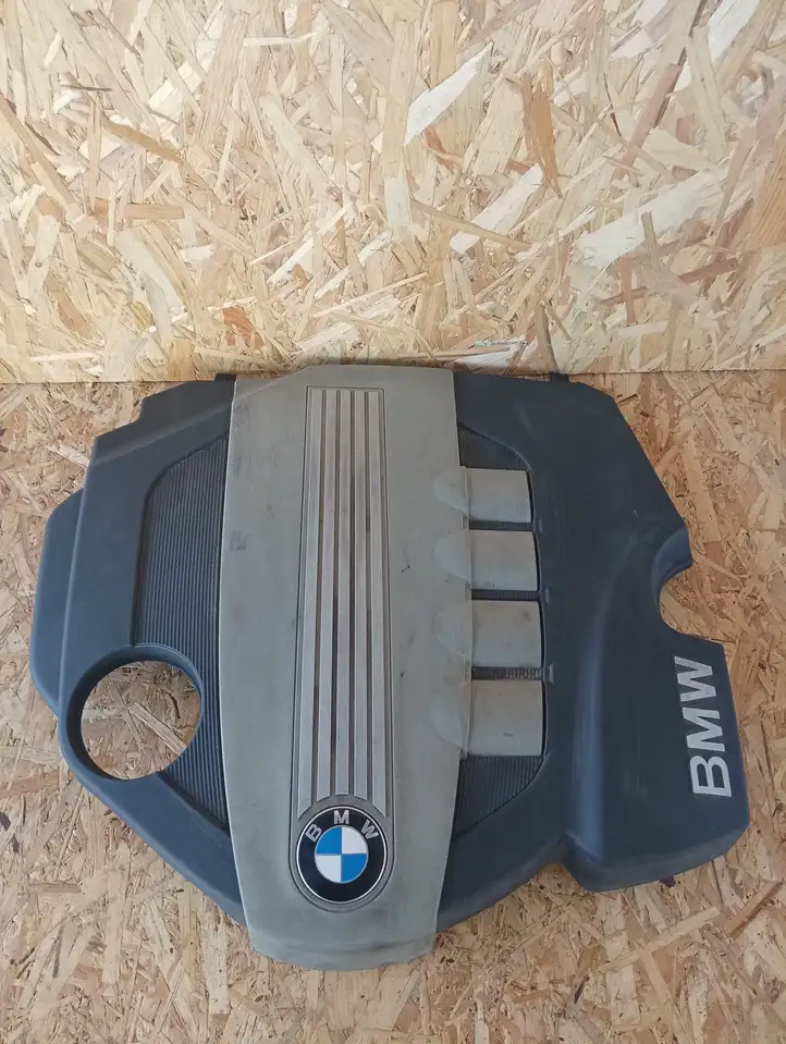 BMW 3 E90 E91 (2005 - 2012) 11147797410 Крышка двигателя декоративная — фото 1