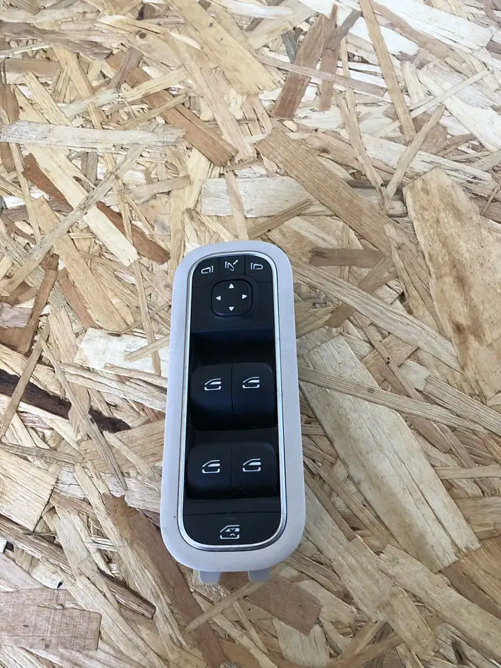 Mercedes-Benz A W177 (2018 - ) 1679050101 Блок кнопок стеклоподъемников — фото 1