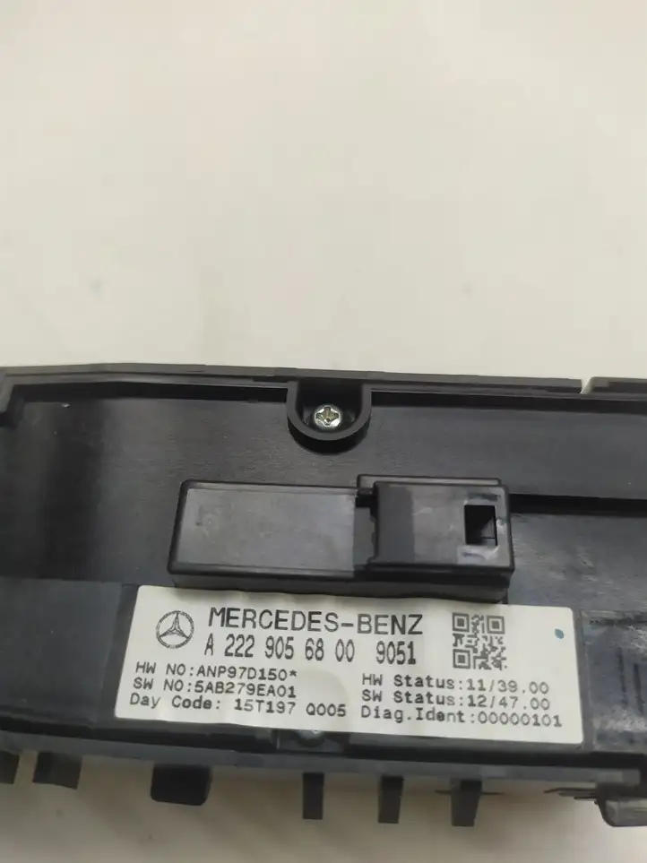 Mercedes-Benz C W205 (2014 - 2021) A2229056800 Блок кнопок стеклоподъемников — фото 3