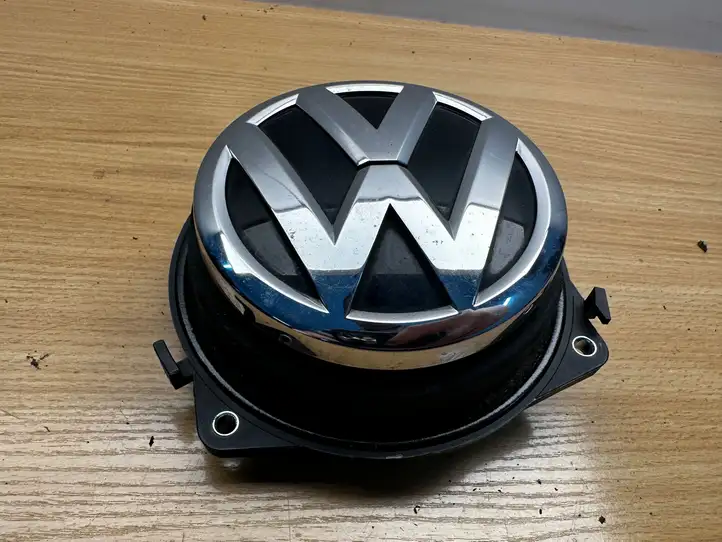 Volkswagen Golf Sportsvan (2014 - 2017) 3G5827469 Ручка крышки багажника — фото 1