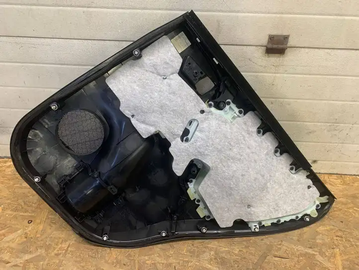 Toyota RAV 4 (XA40) (2012 - 2018) 67614X1B12 Обшивка задней двери — фото 6