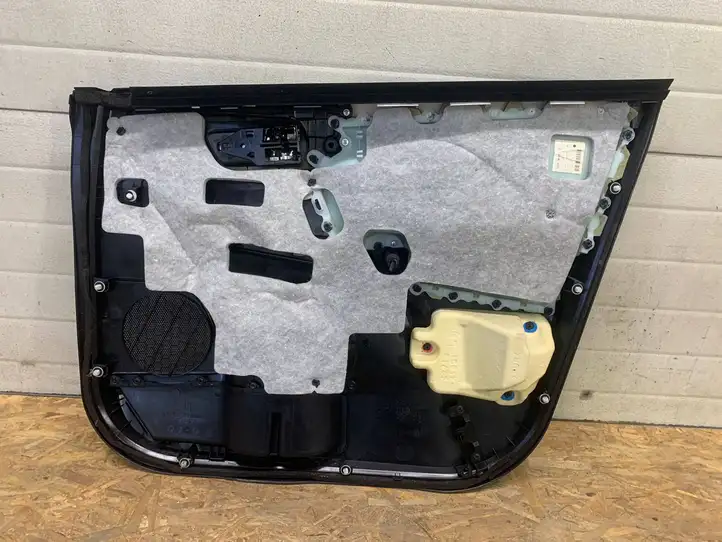 Toyota RAV 4 (XA40) (2012 - 2018) 67778X1B08 Обшивка передней двери — фото 8