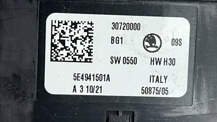 Skoda Octavia Mk4 (2019 - ) 5E4941501A Включатель фонарей — фото 3