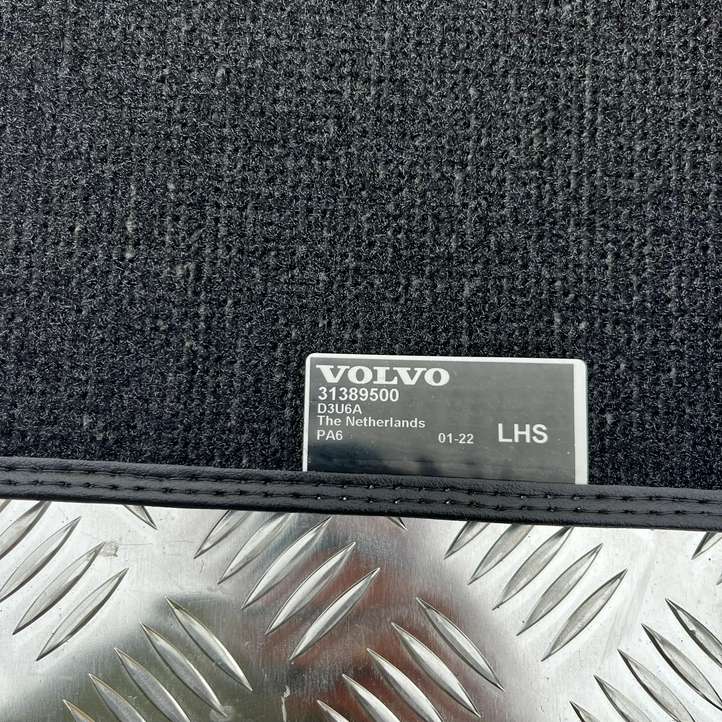 Volvo V90 (2020 - )  32216179 Комплект автомобильного коврика