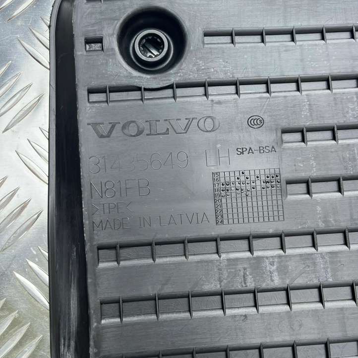 Volvo V90 (2020 - )  39841629 Комплект автомобильного коврика