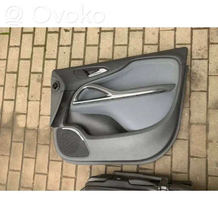 Opel Zafira B (2008 - 2014) Комплект салона — фото 15