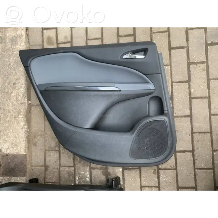 Opel Zafira B (2008 - 2014) Комплект салона — фото 16