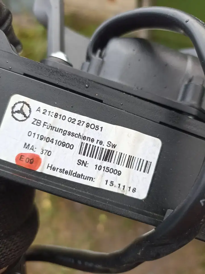 Mercedes-Benz E W213 (2016 - ) A2138100227 Механизм шторки багажника — фото 7